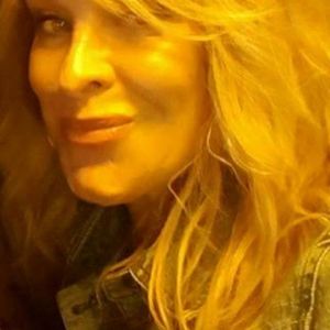 Meet your Posher, Tina